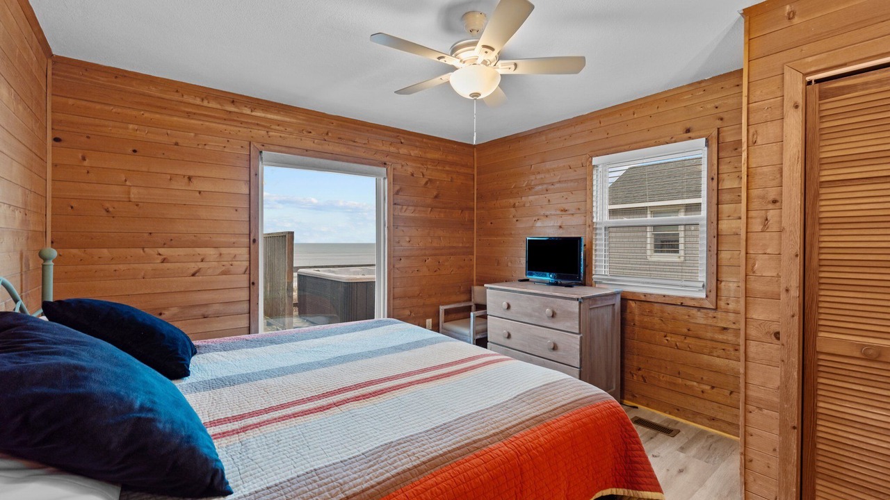 Photo of Bedroom in Carolina Dunes