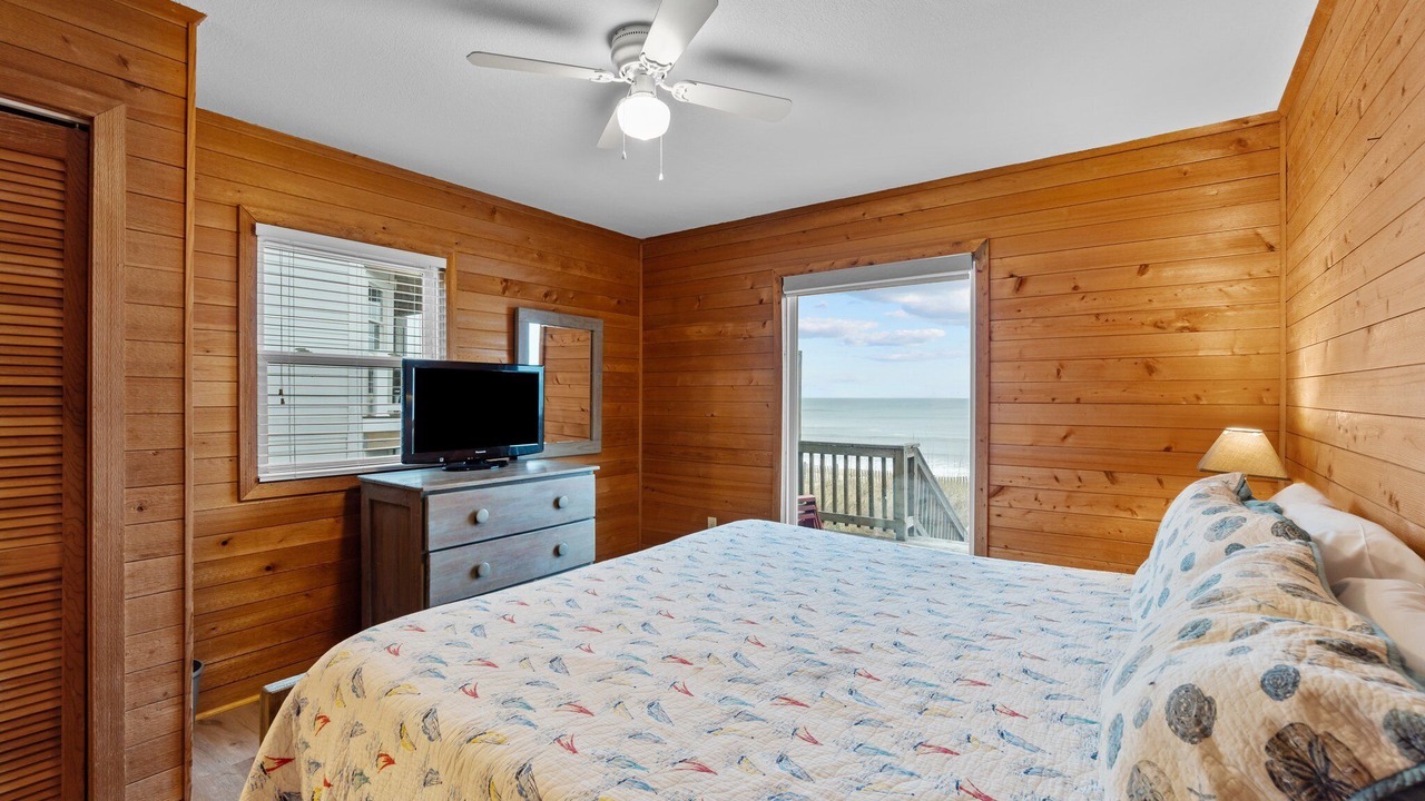 Photo of Bedroom in Carolina Dunes