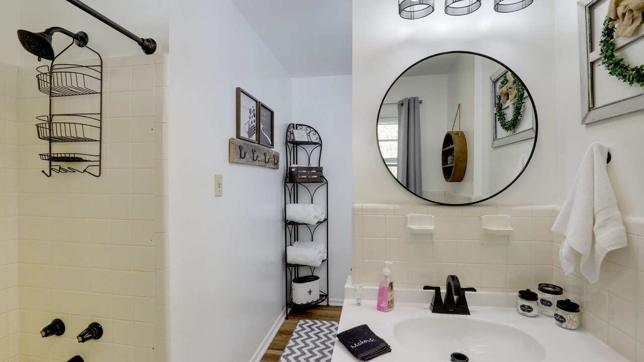 Photo of Bathroom in Weaverville