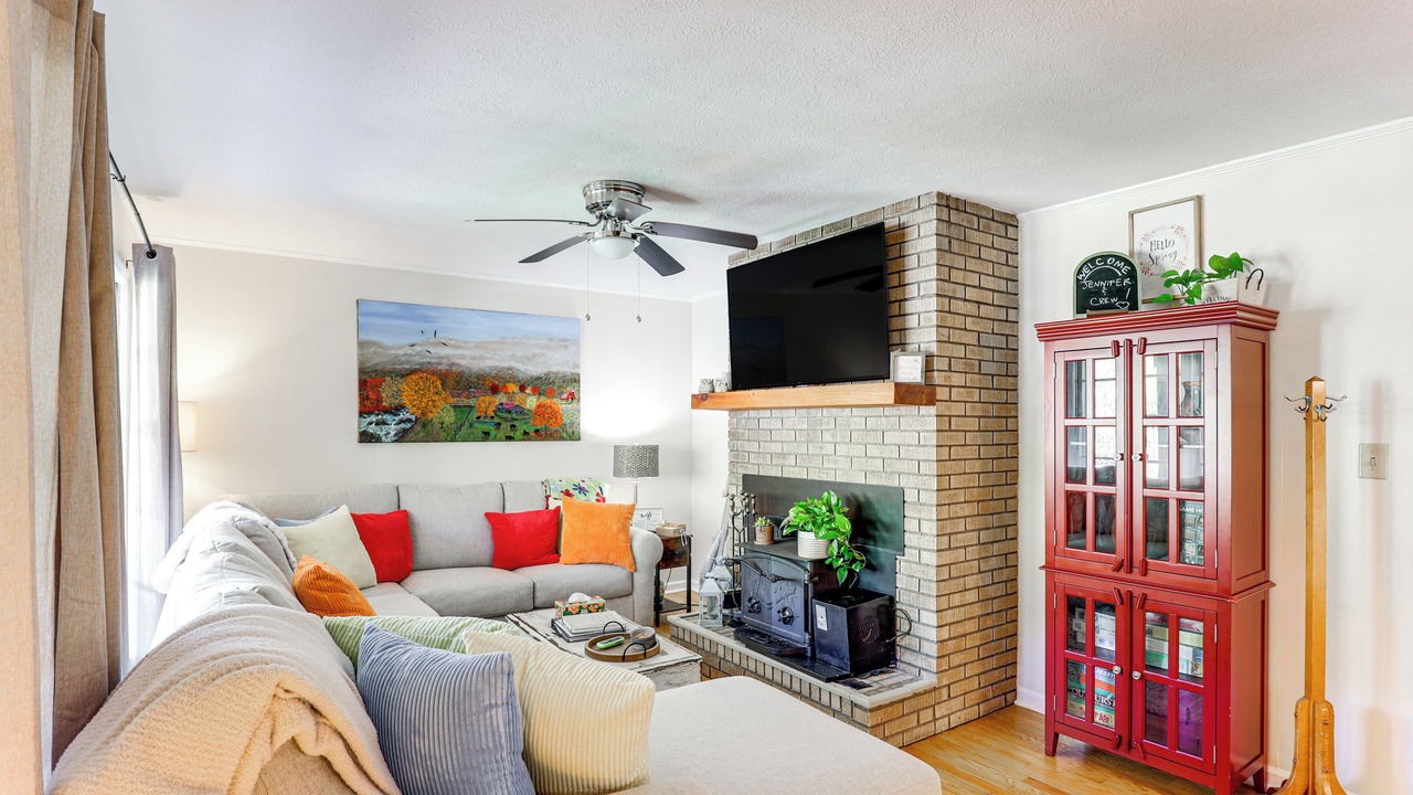 Photo of Bedroom in Weaverville