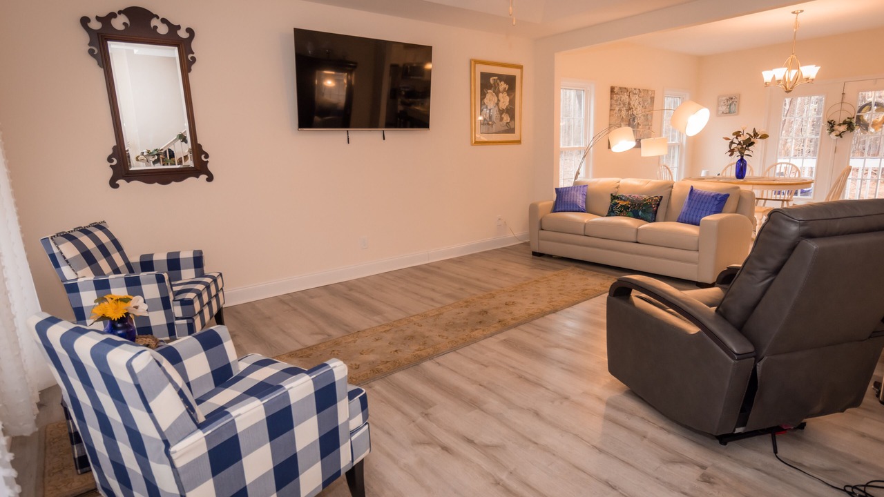 Photo of Livingroom in Macon