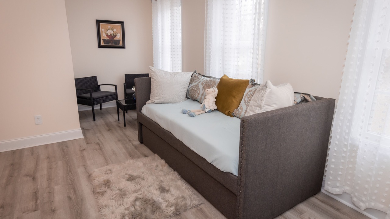 Photo of Livingroom in Macon