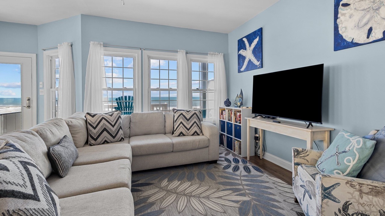 Photo of Livingroom in McCutcheon Field
