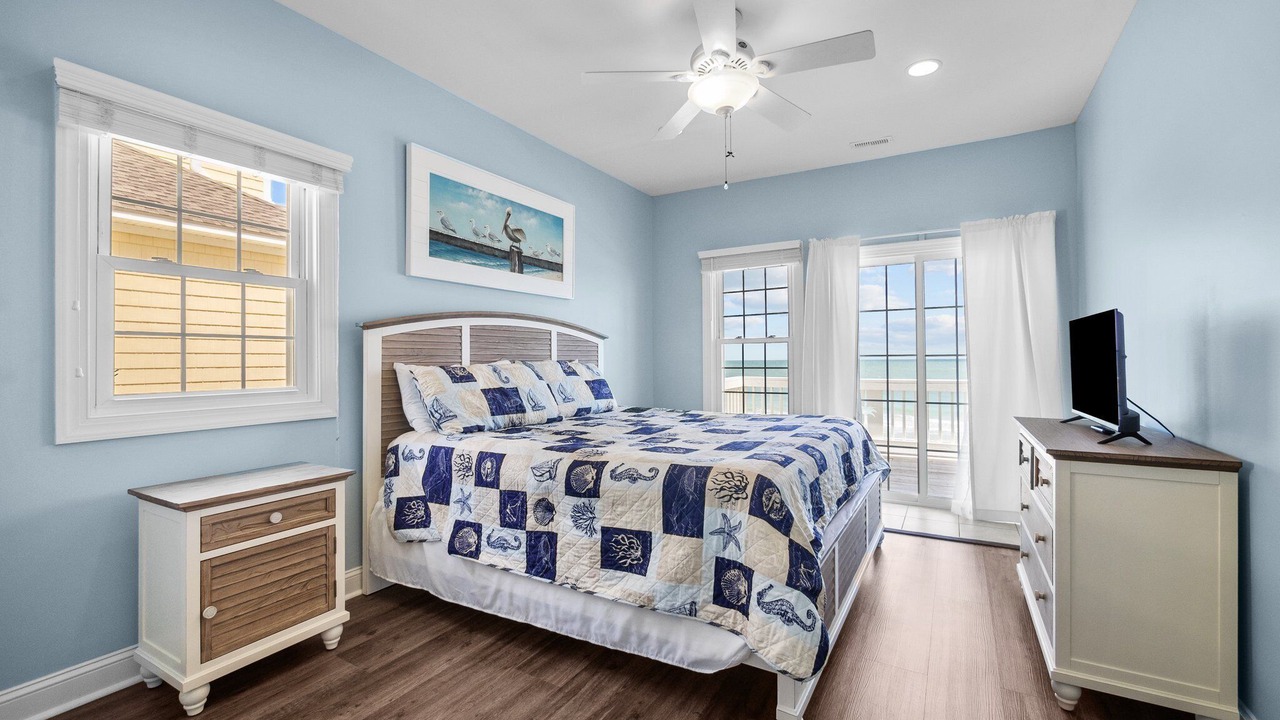 Photo of Bedroom in McCutcheon Field