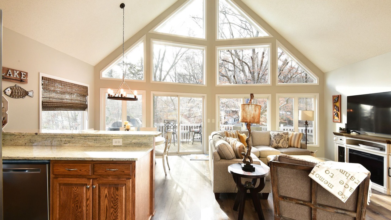 Photo of Livingroom in Albemarle