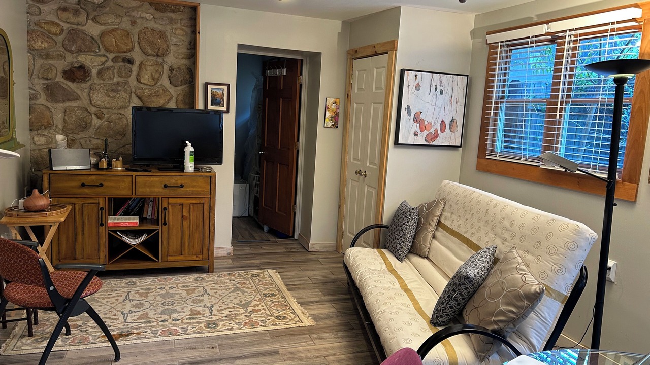 Photo of Livingroom in Hot Springs