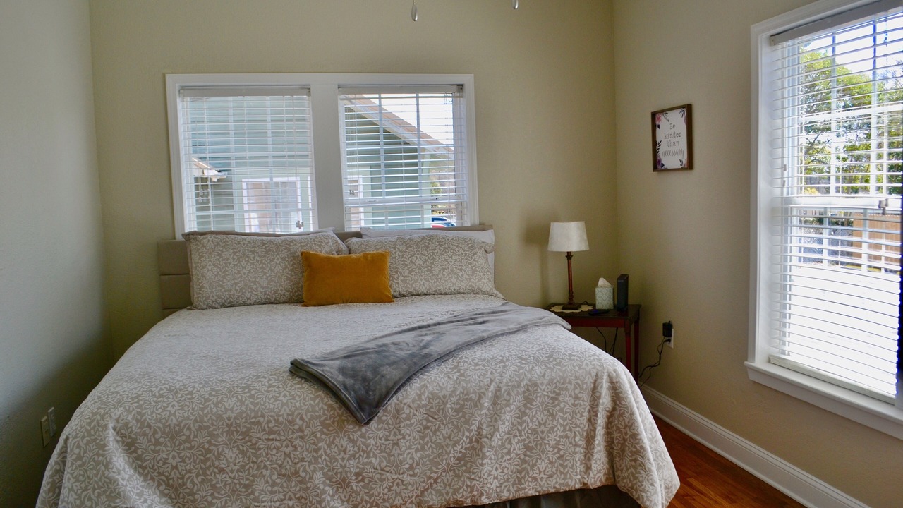 Photo of Bedroom in Forest City