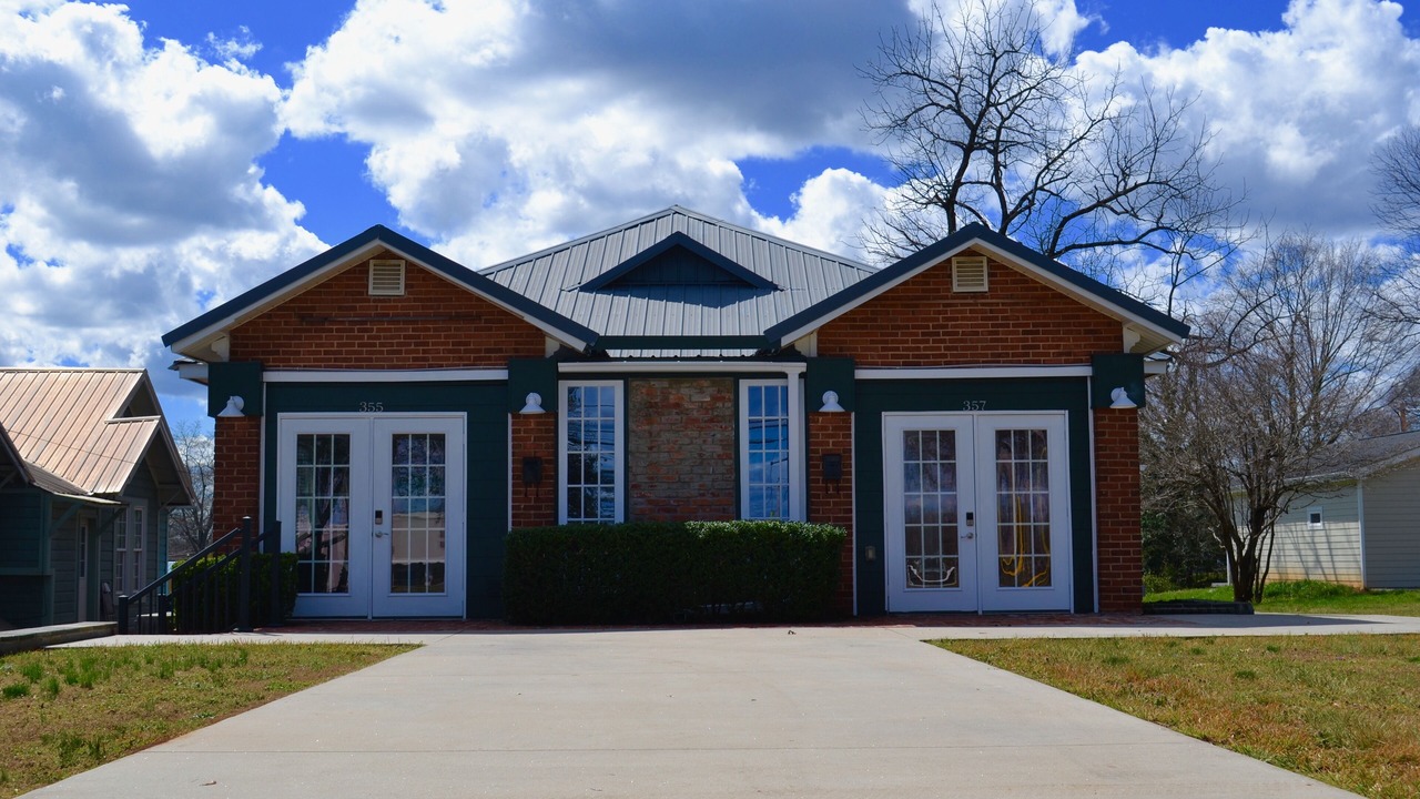 Photo of Outdoor in Forest City