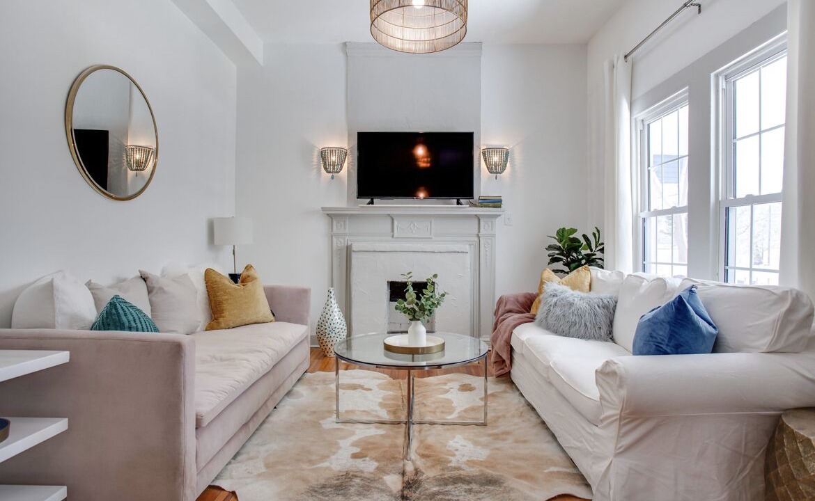 Photo of Livingroom in Downtown