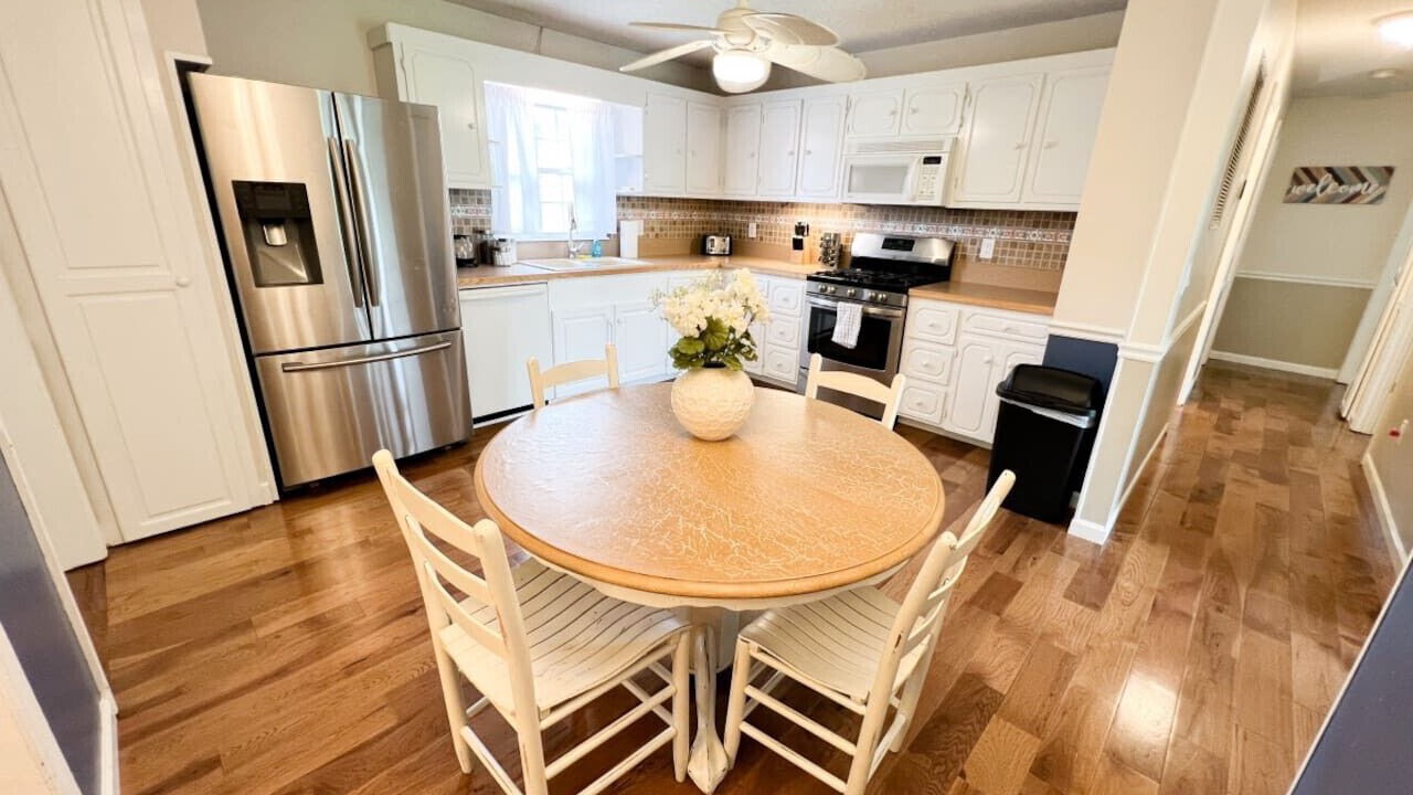 Photo of Kitchen in James City
