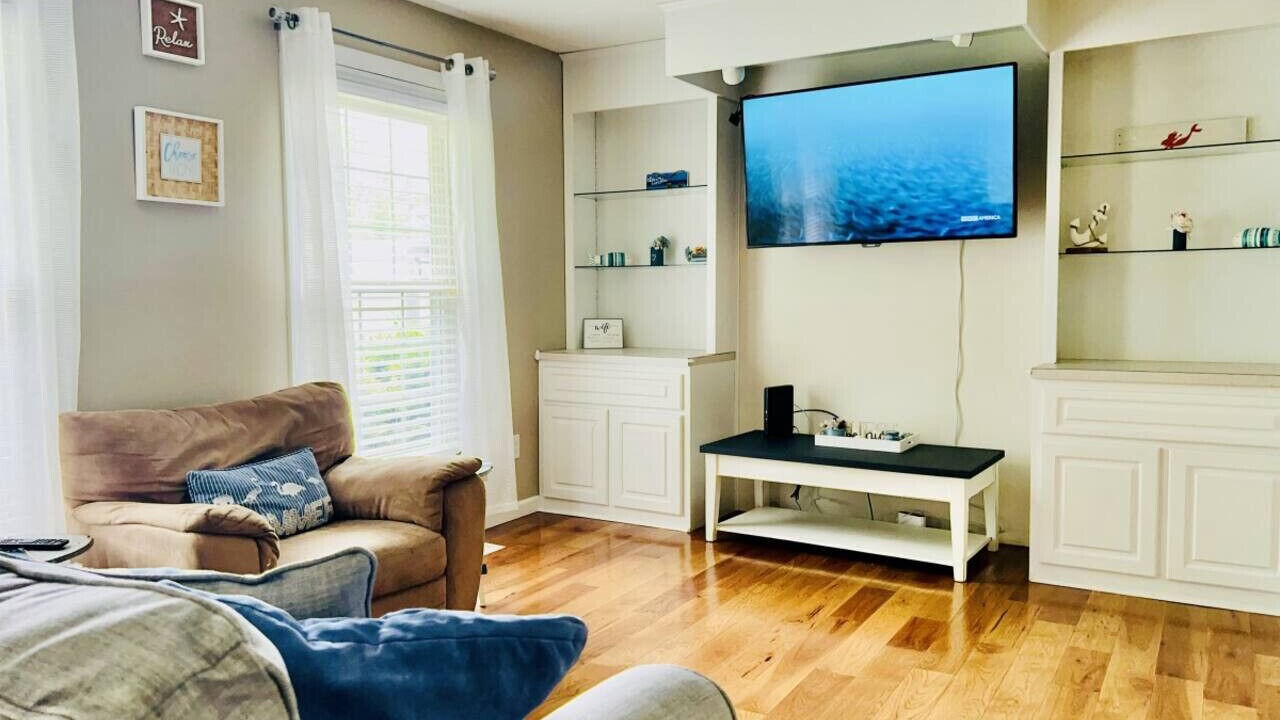 Photo of Livingroom in James City