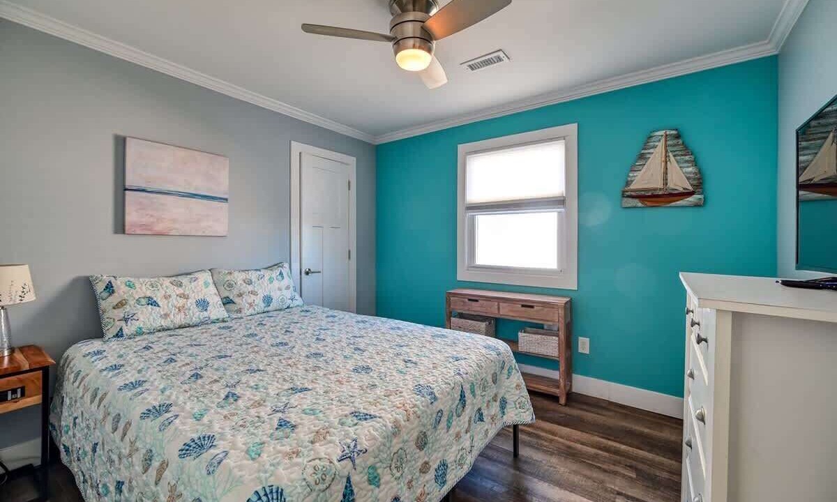 Photo of Bedroom in Topsail Beach