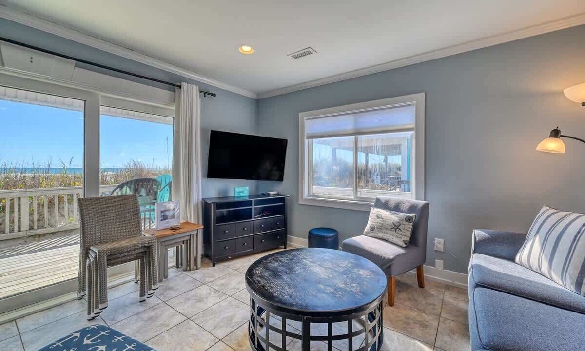 Photo of Bedroom in Topsail Beach