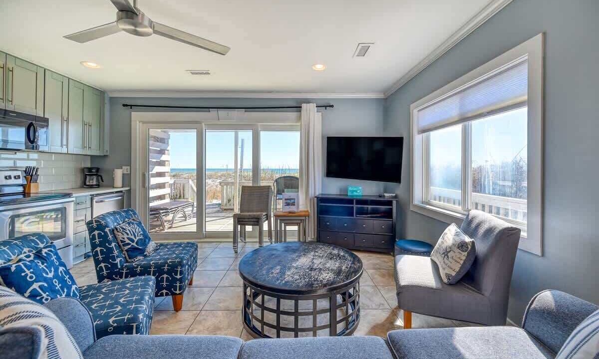 Photo of Bedroom in Topsail Beach