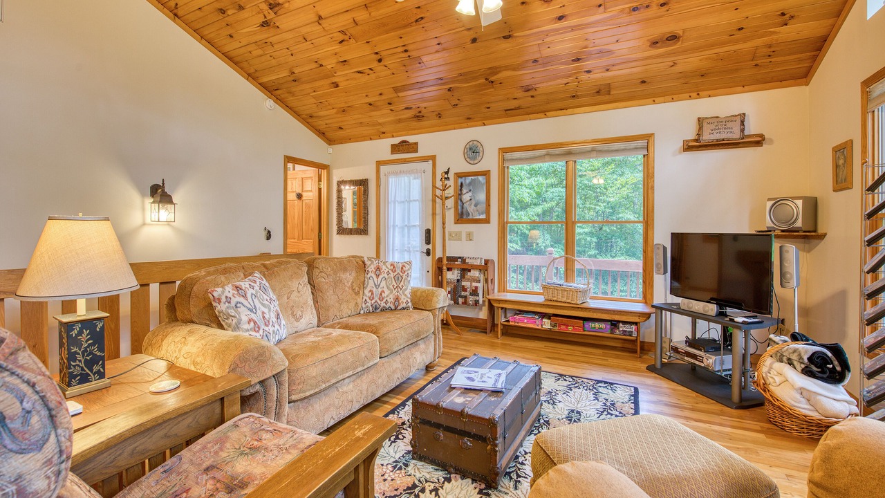 Photo of Bedroom in Maggie Valley