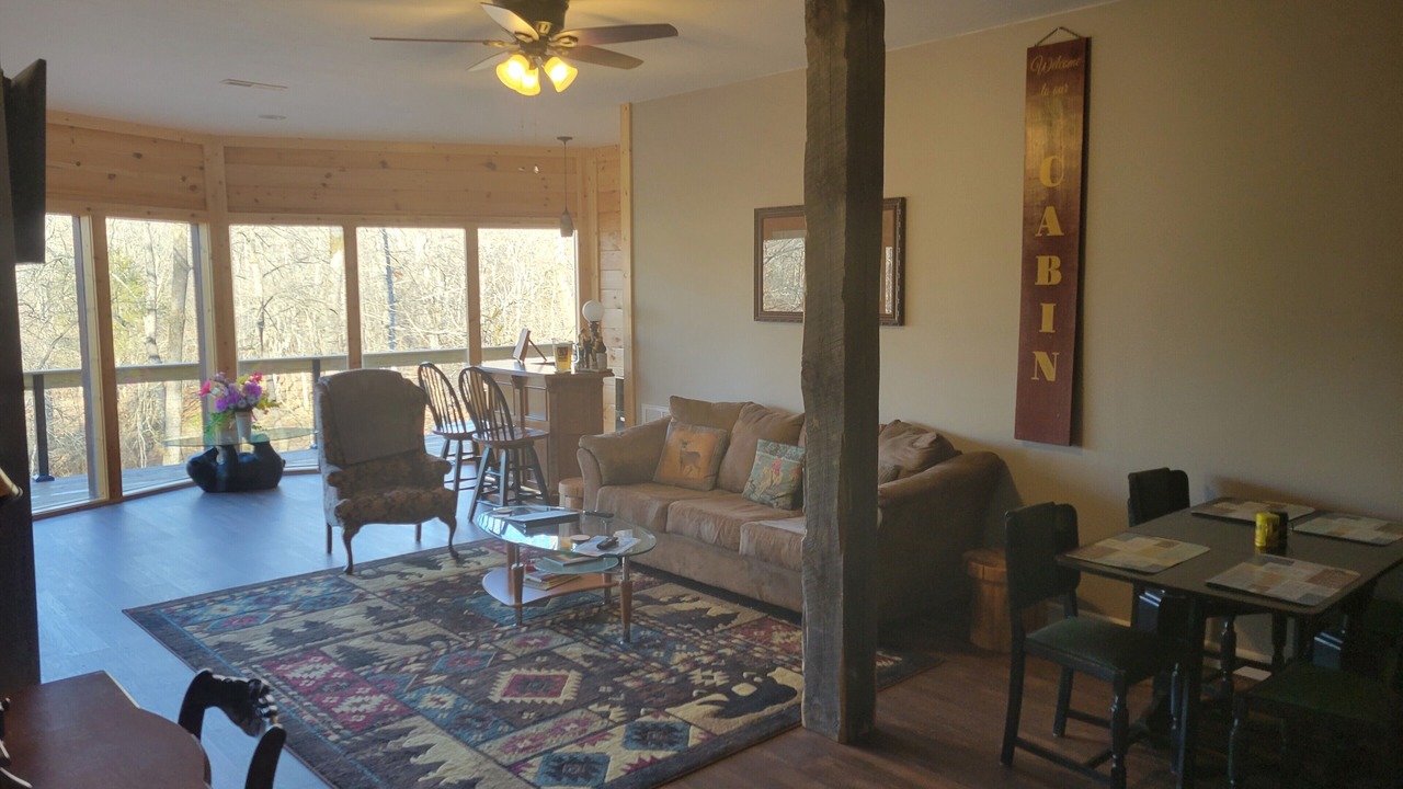 Photo of Livingroom in Rutherfordton