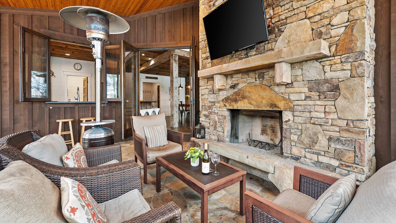 Photo of Livingroom in Nebo