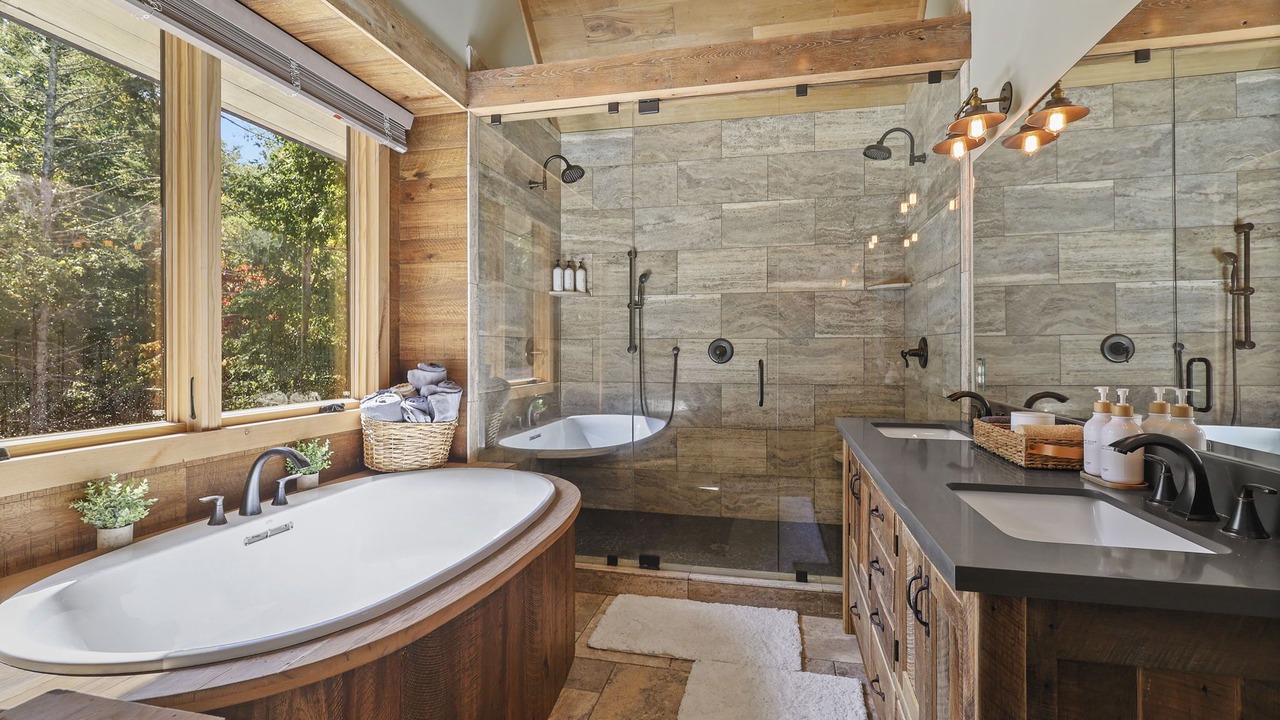Photo of Bathroom in Forest Lake Heights