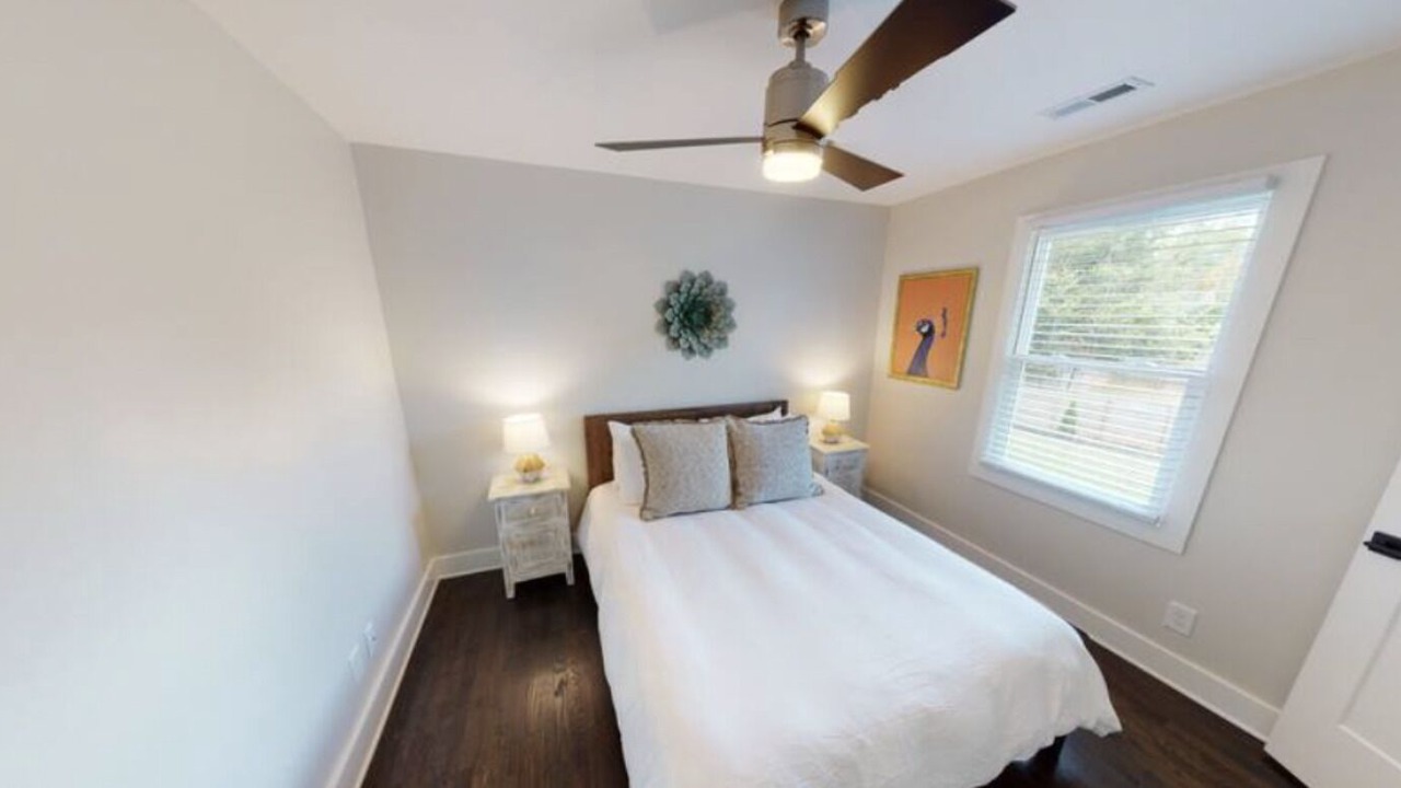 Photo of Bedroom in Villa Heights