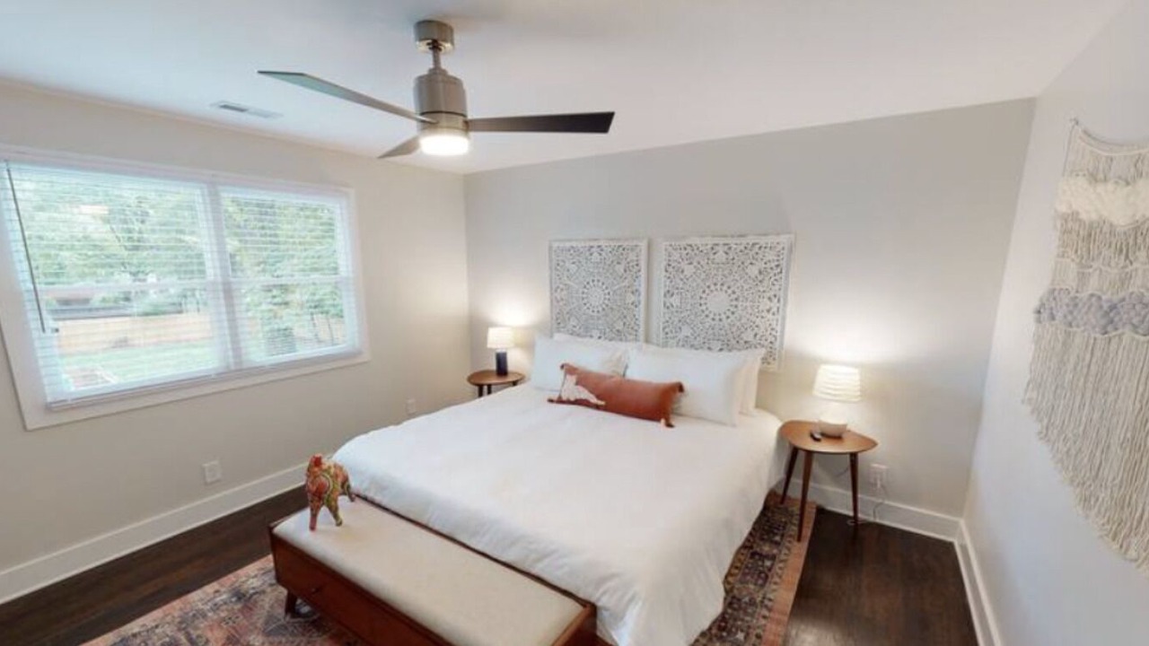 Photo of Bedroom in Villa Heights