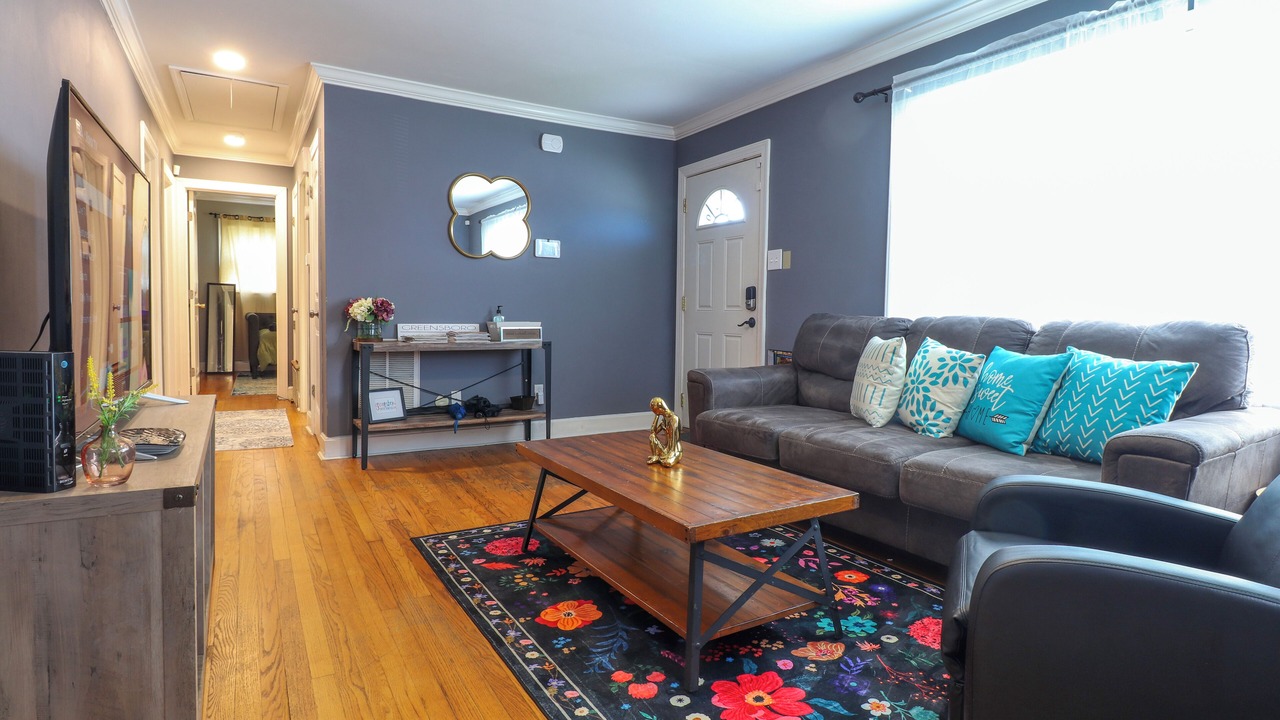 Photo of Livingroom in Greensboro