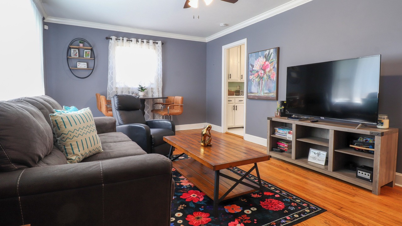 Photo of Livingroom in Greensboro