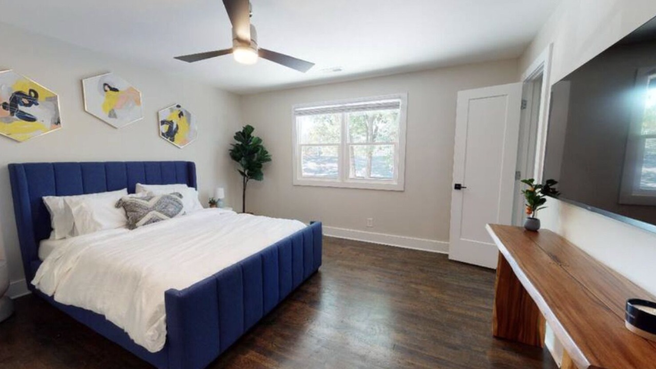Photo of Bedroom in Villa Heights