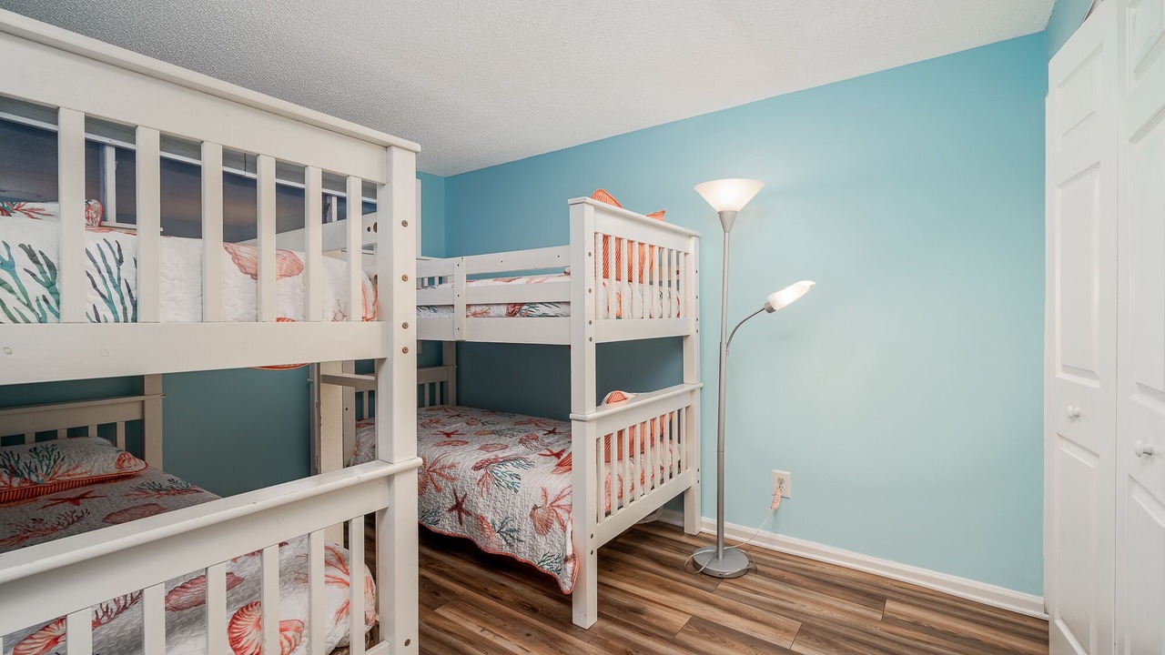 Photo of Bedroom in Pine Knoll Shores