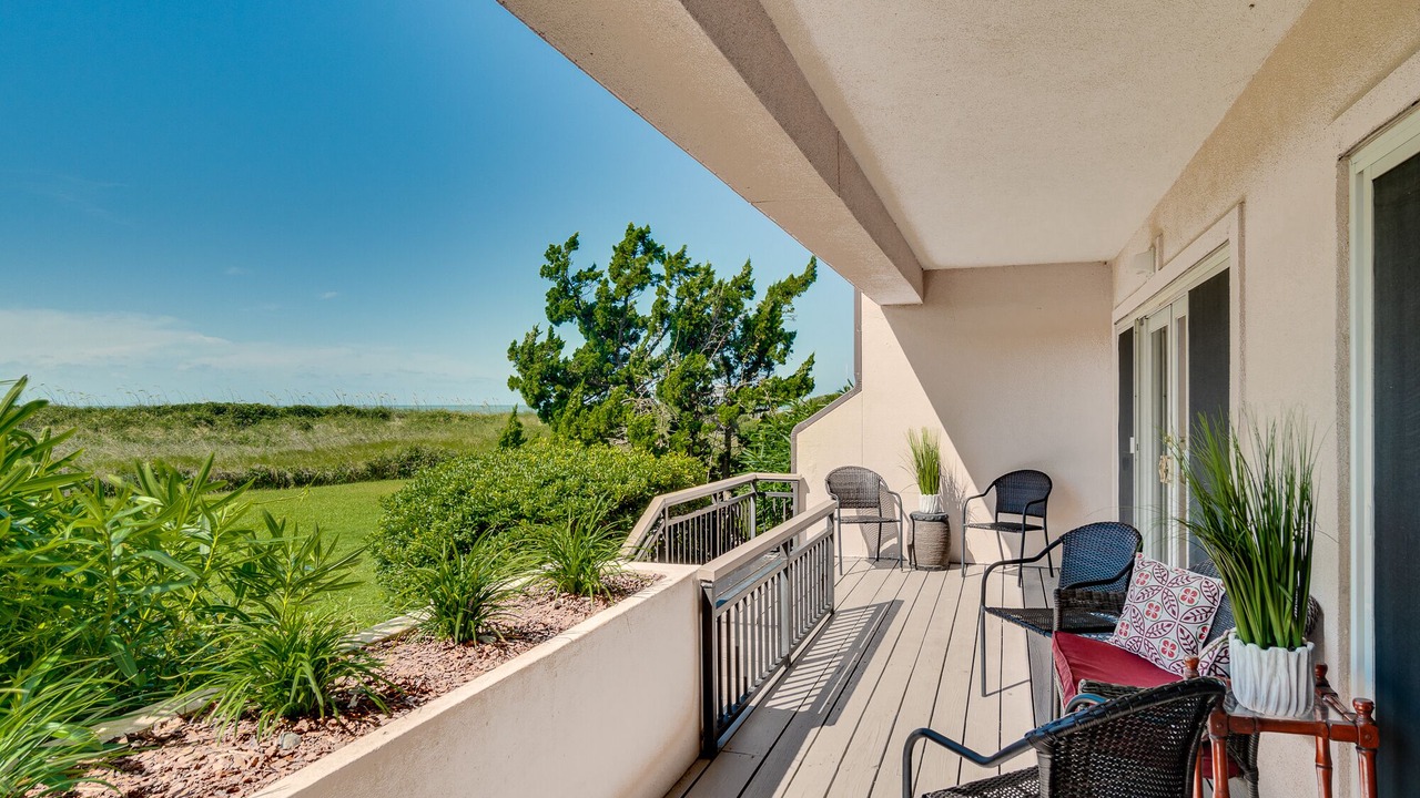 Photo of Patio Balcony in Pine Knoll Shores