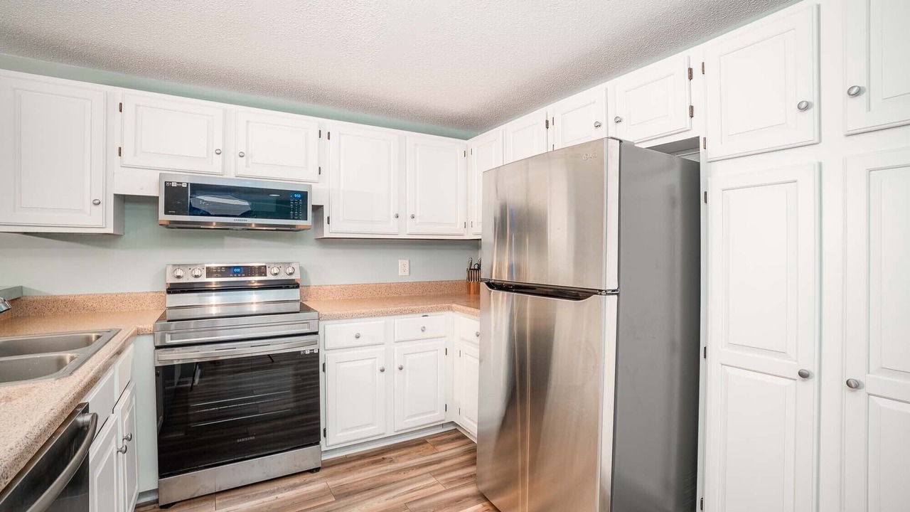 Photo of Kitchen in Pine Knoll Shores