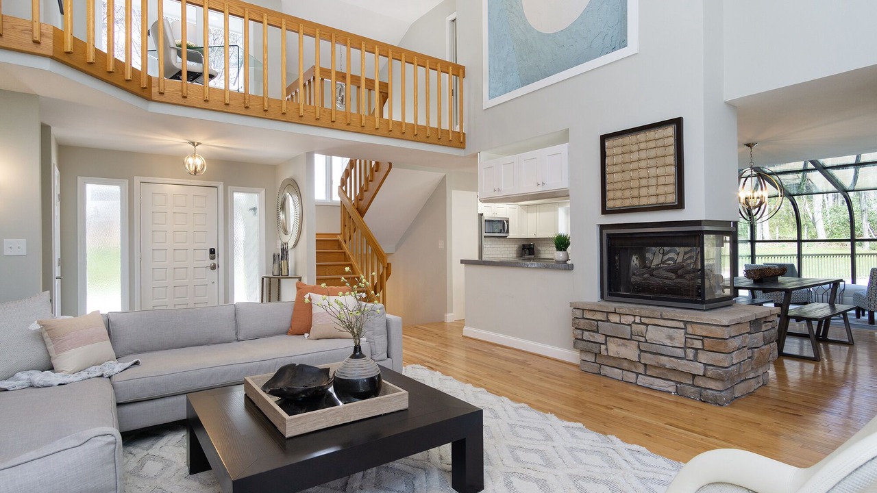 Photo of Livingroom in Fairview
