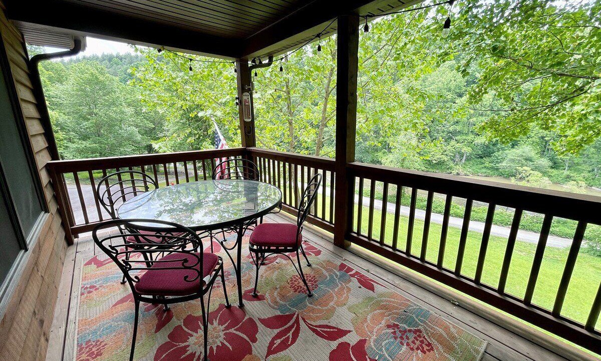 Photo of Outdoor in Peak Creek
