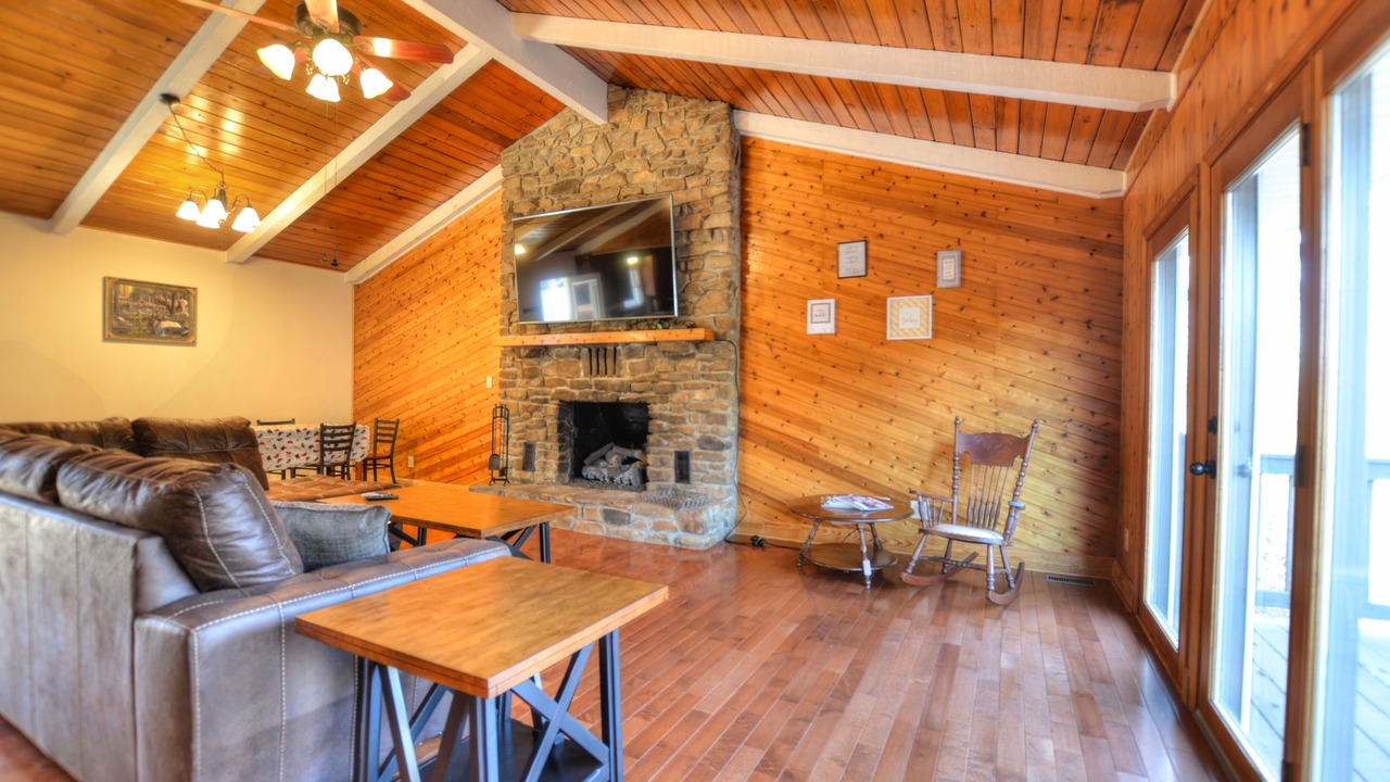 Photo of Livingroom in Almond
