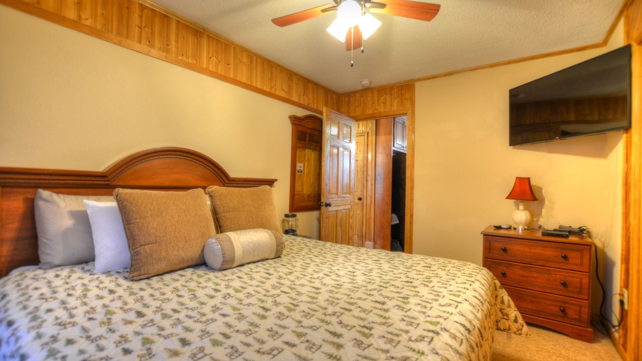 Photo of Bedroom in Almond