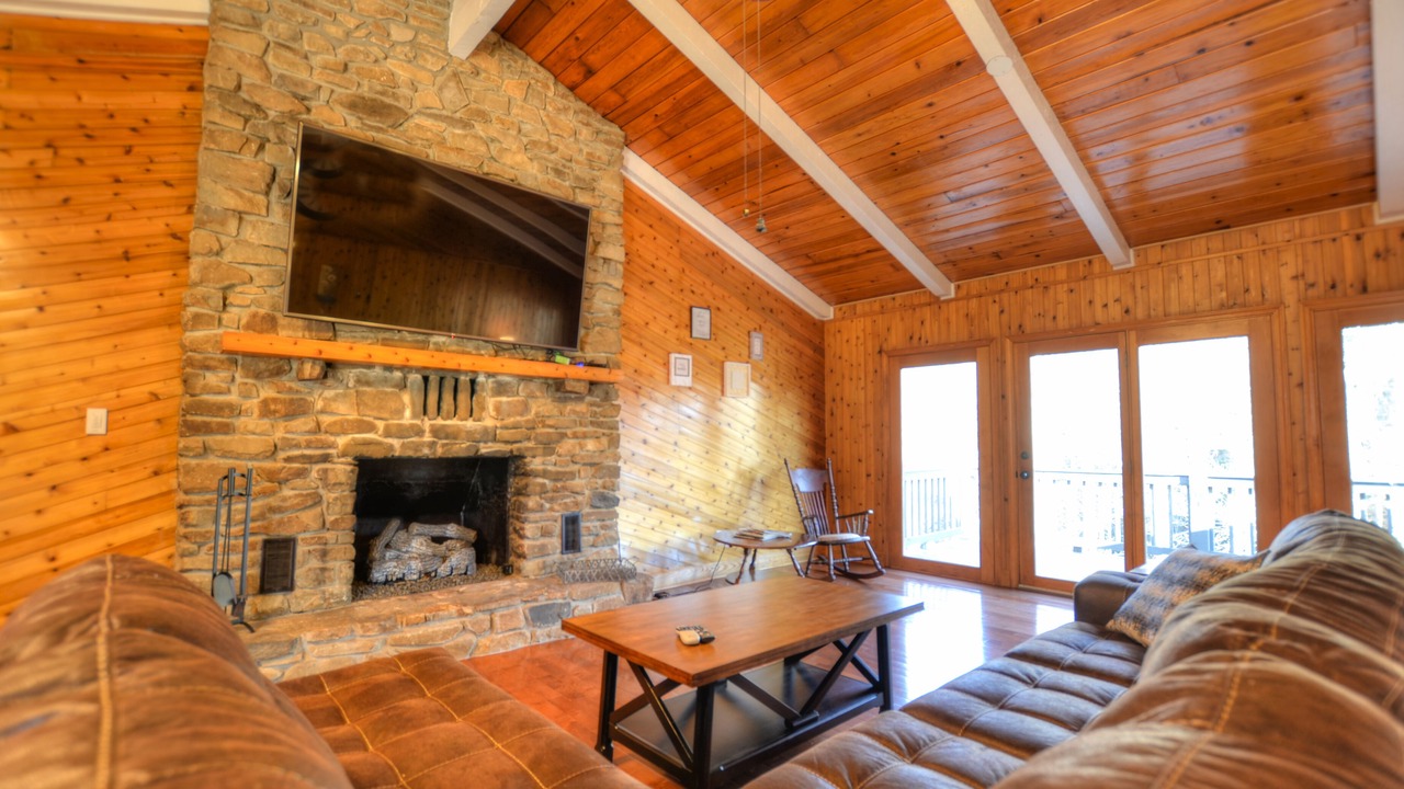 Photo of Livingroom in Almond