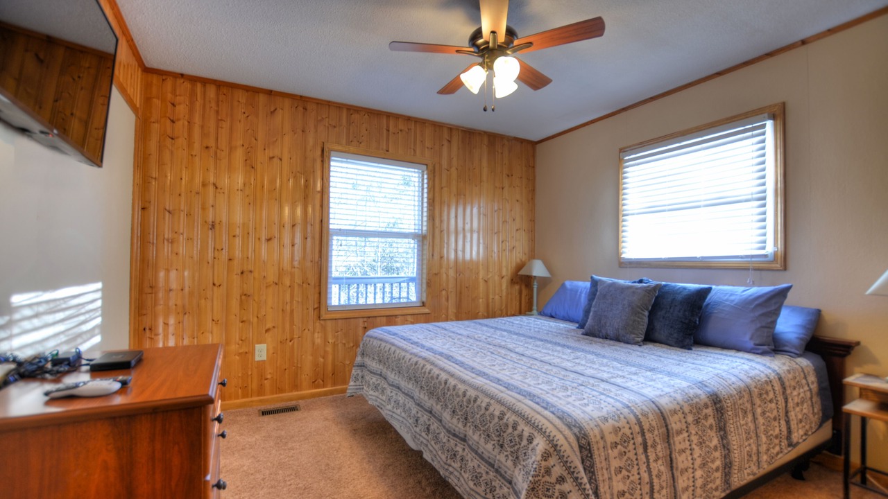 Photo of Bedroom in Almond