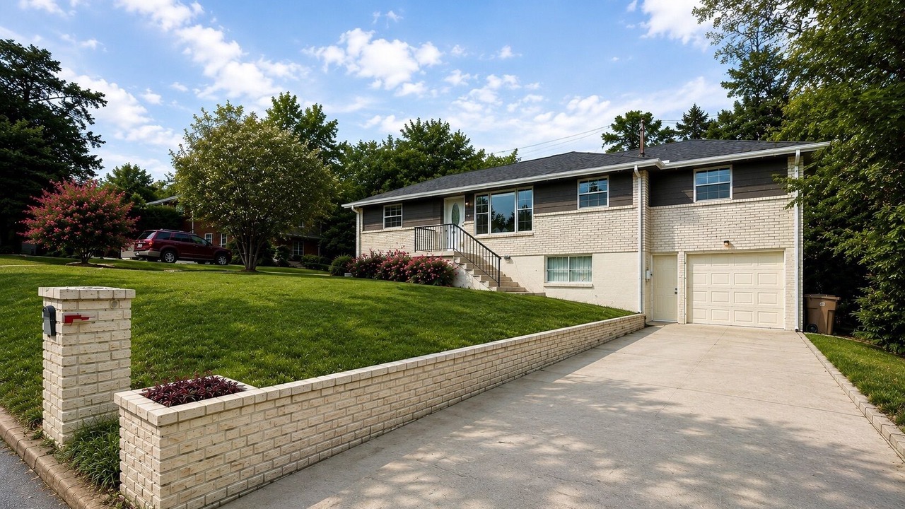 Photo of Outdoor in Parkwood Estates