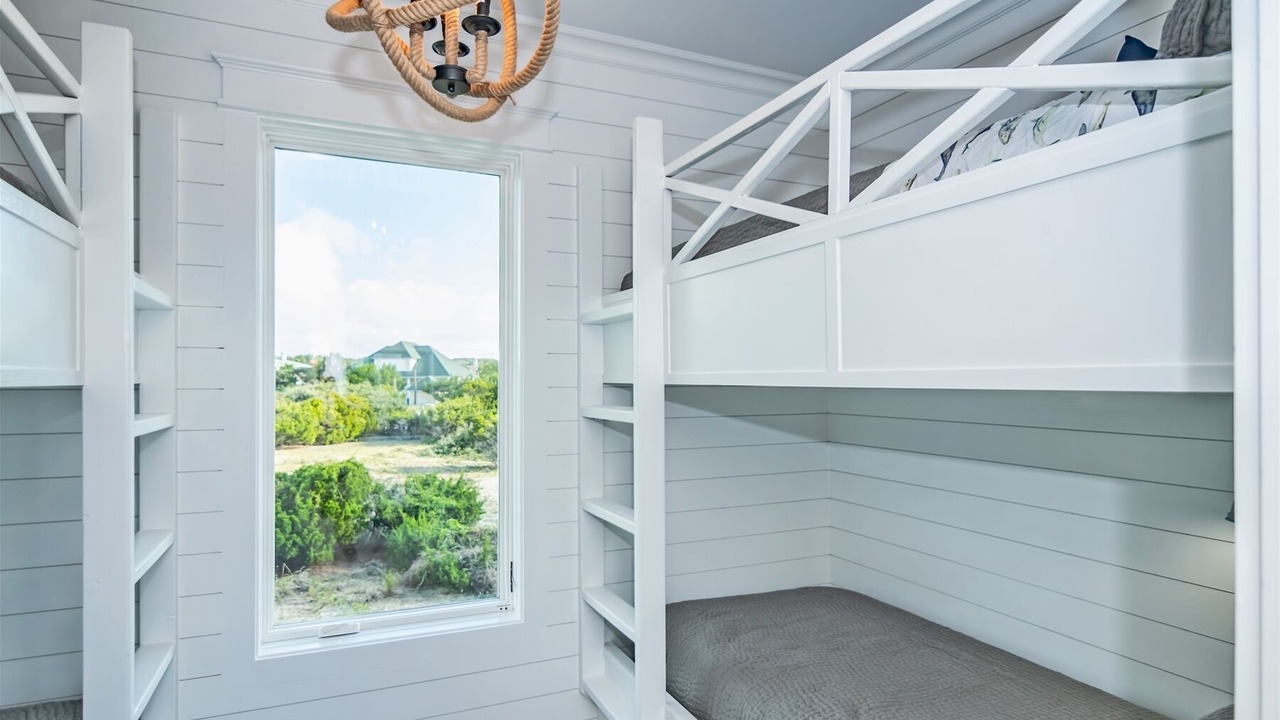 Photo of Bedroom in Bald Head Island