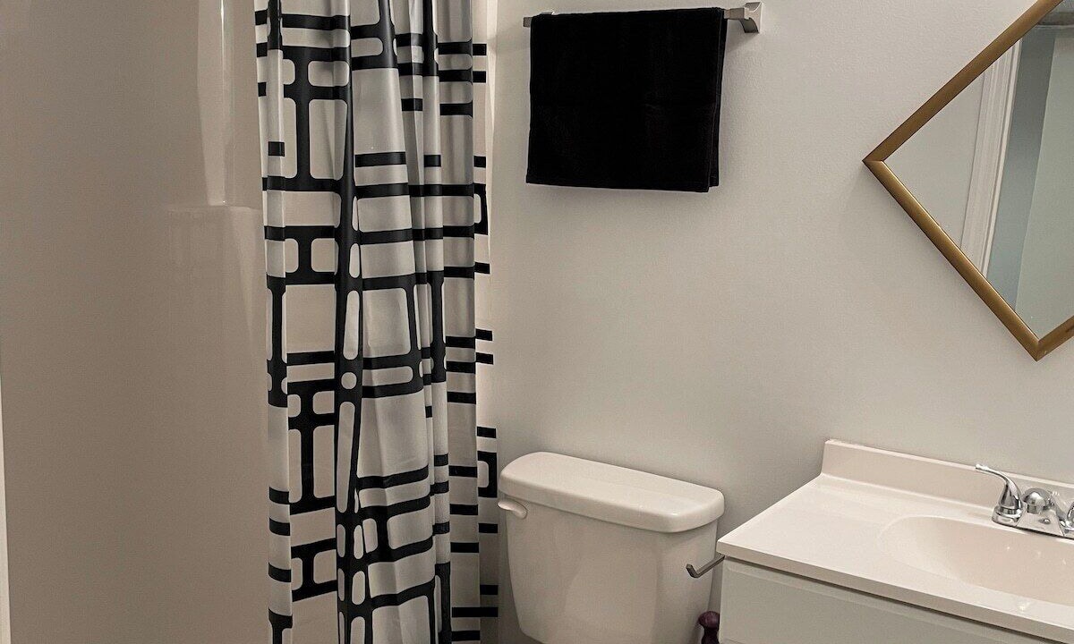 Photo of Bathroom in Oakley