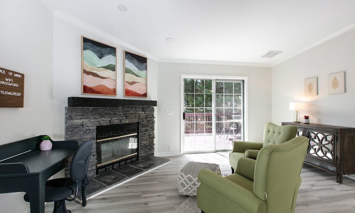 Photo of Livingroom in Oakley