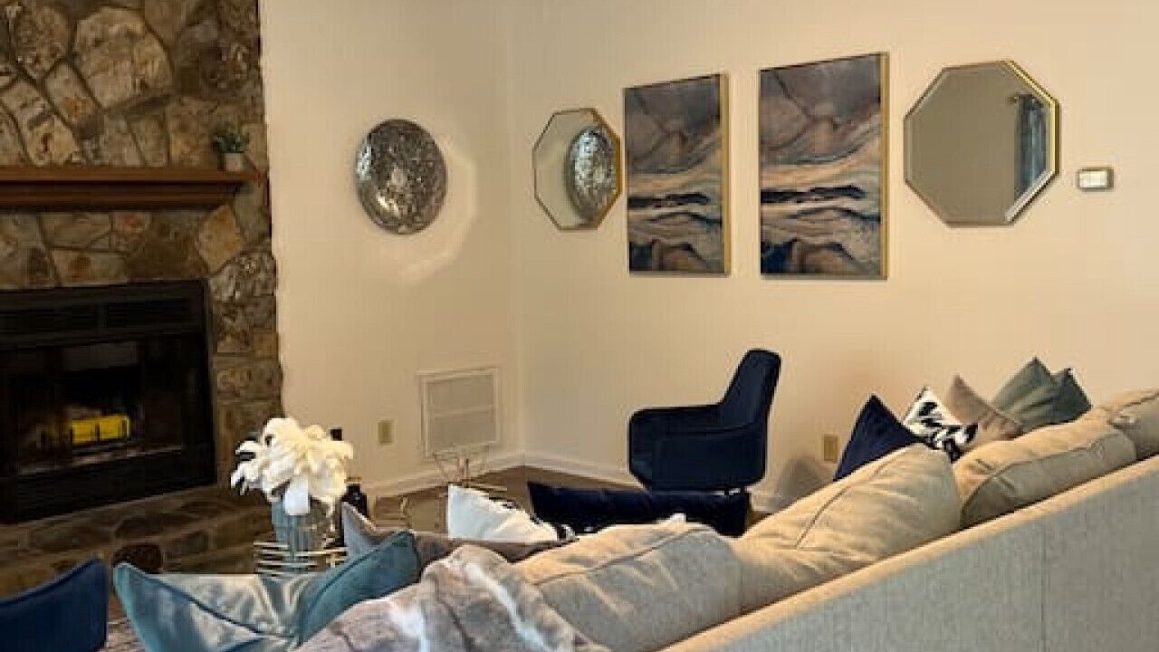 Photo of Livingroom in Harrisburg