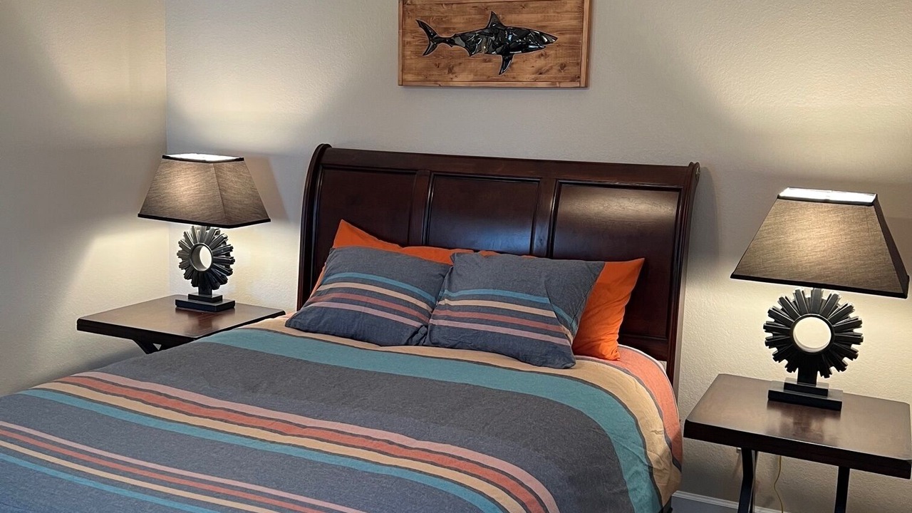 Photo of Bedroom in Colington