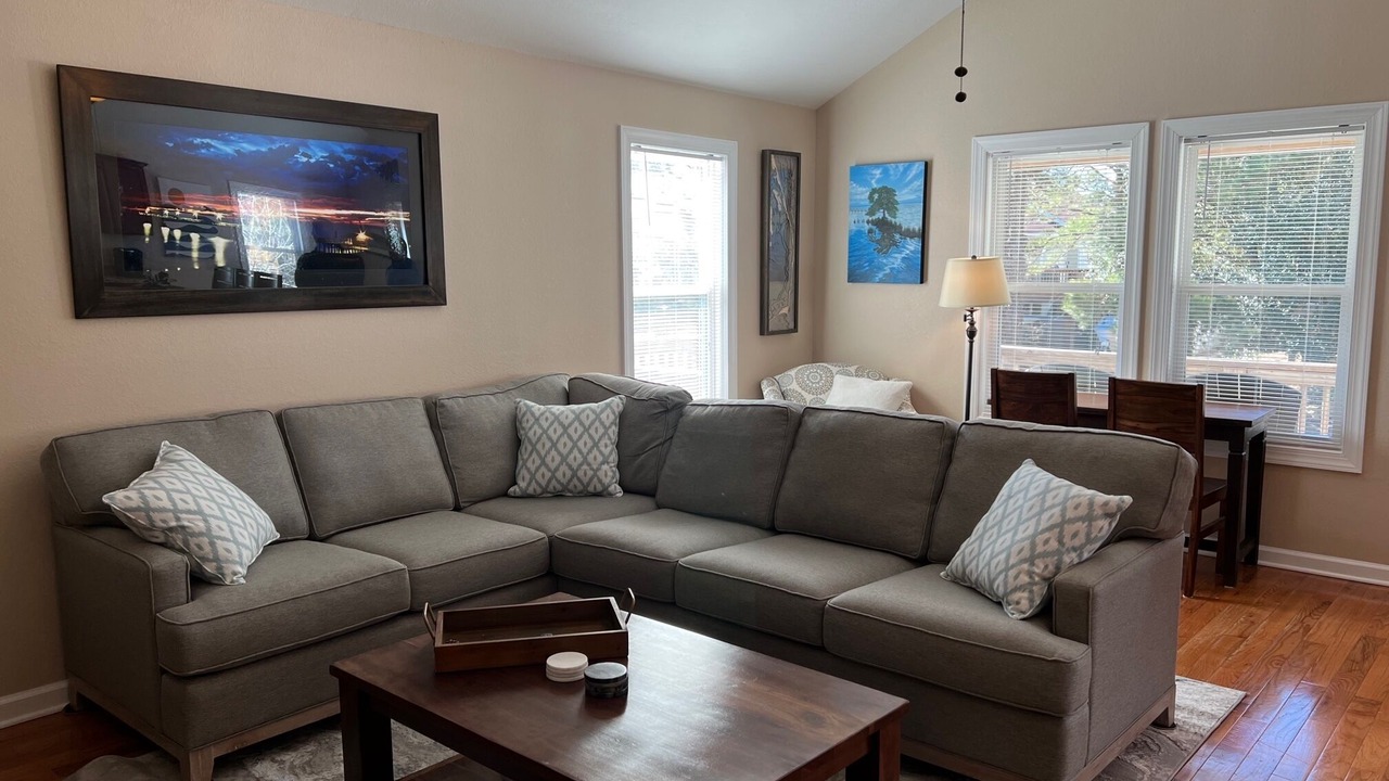 Photo of Livingroom in Colington