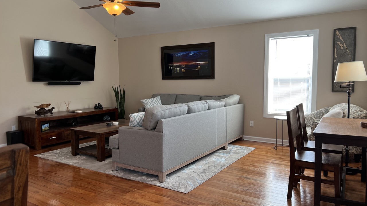 Photo of Livingroom in Colington