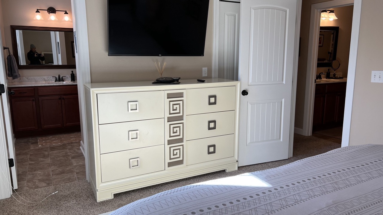 Photo of Bedroom in Colington