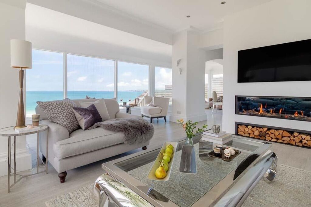 Photo of Livingroom in Newquay City Centre