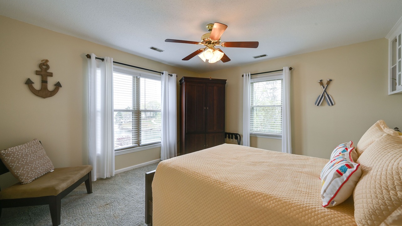 Photo of Bedroom in Roanoke Rapids