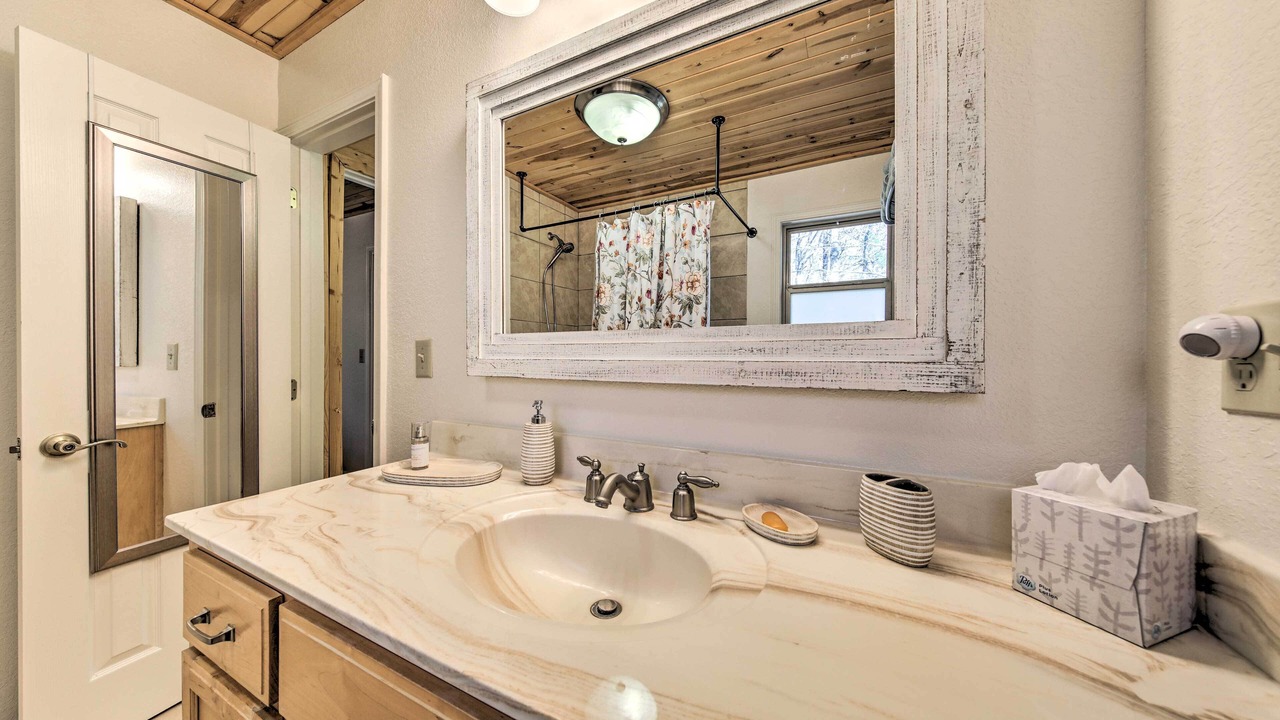 Photo of Bathroom in Murphy