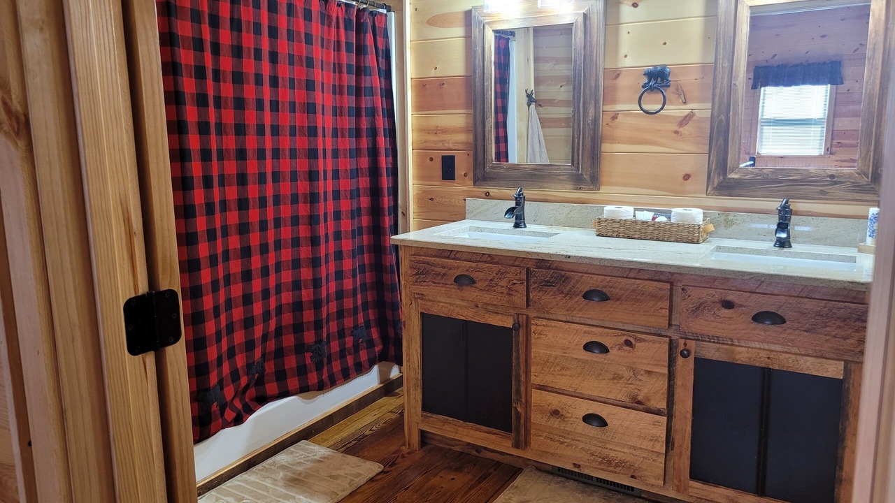 Photo of Bathroom in Murphy