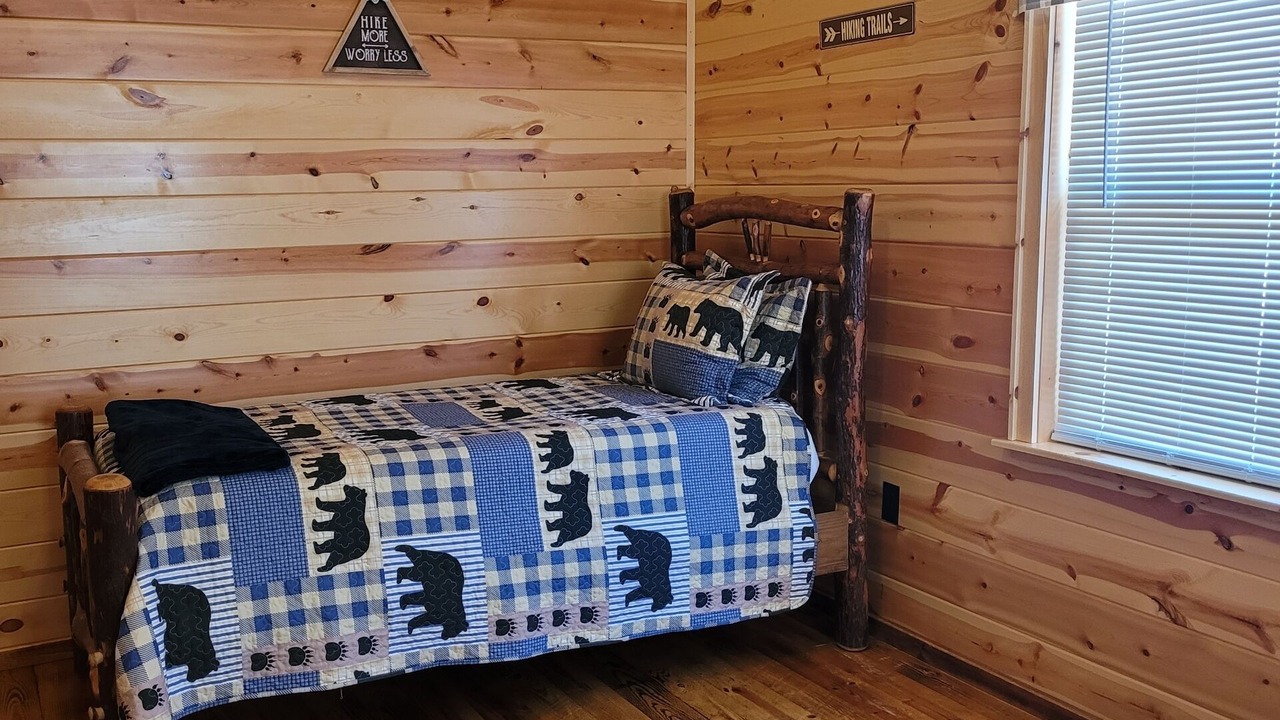 Photo of Bedroom in Murphy